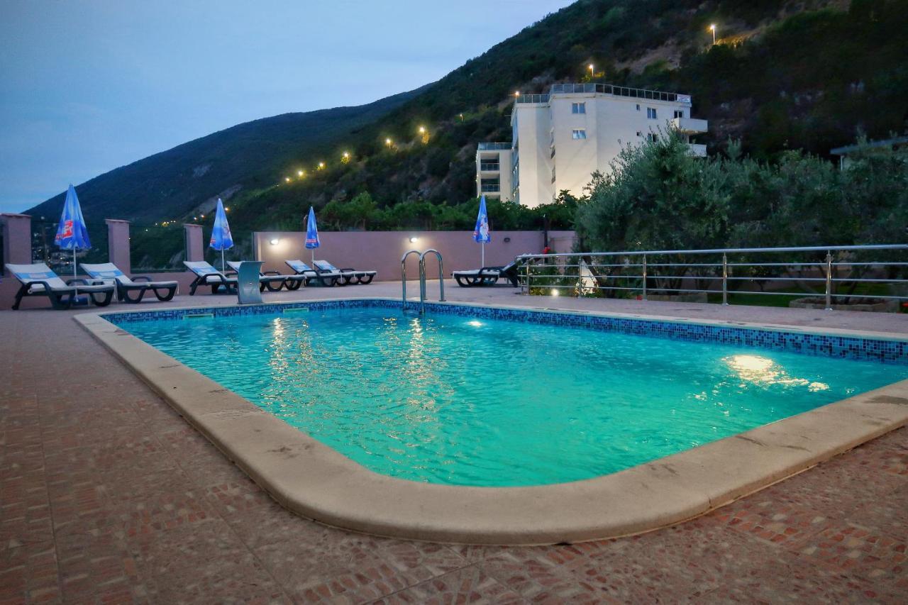 Apartments Maxi Katic Herceg Novi Exteriér fotografie
