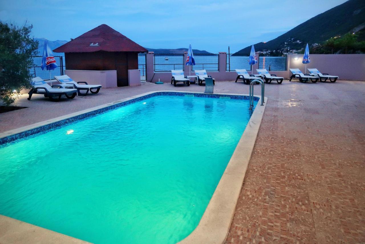 Apartments Maxi Katic Herceg Novi Exteriér fotografie
